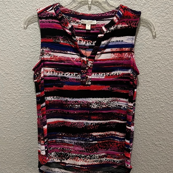 Dana Buchman Tops - Dana Buchman medium multi-color tank